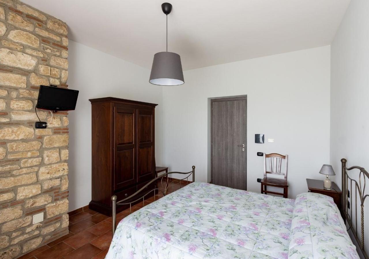 Agriturismo Il Sentiero Degli Ulivi - Irpinia Venticano Exterior foto